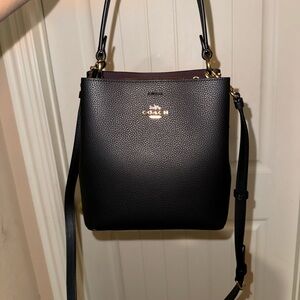 Coach crossbody, bucket bag in Black Pebble Leather